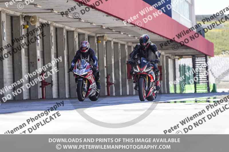 motorbikes;no limits;peter wileman photography;portimao;portugal;trackday digital images